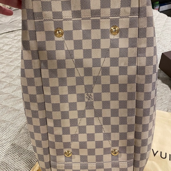 Authentic LOUIS VUITTON Damier Azur Artsy - Picture 6 of 13